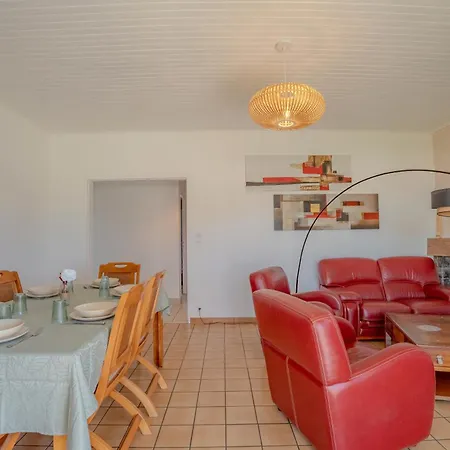 Maison Caupos * ביסקארוס